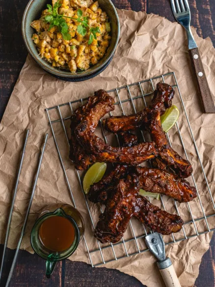 Mexicaanse single ribs met esquites